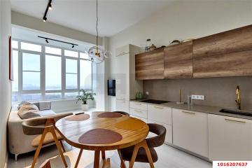 Фото №1: 3-комнатная квартира 81 м², 17/17 эт. - Краснодар, мкр. Солнечный, ул. имени Симиренко, 71к1