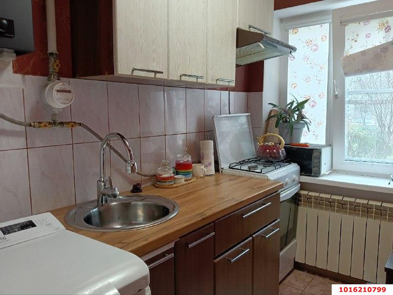 Фото №1: 1-комнатная квартира 27&nbsp;м², 1/4&nbsp;эт. - Краснодар, Прикубанский внутригородской округ, мкр. имени Н.И. Вавилова, ул. Вавилова, 6