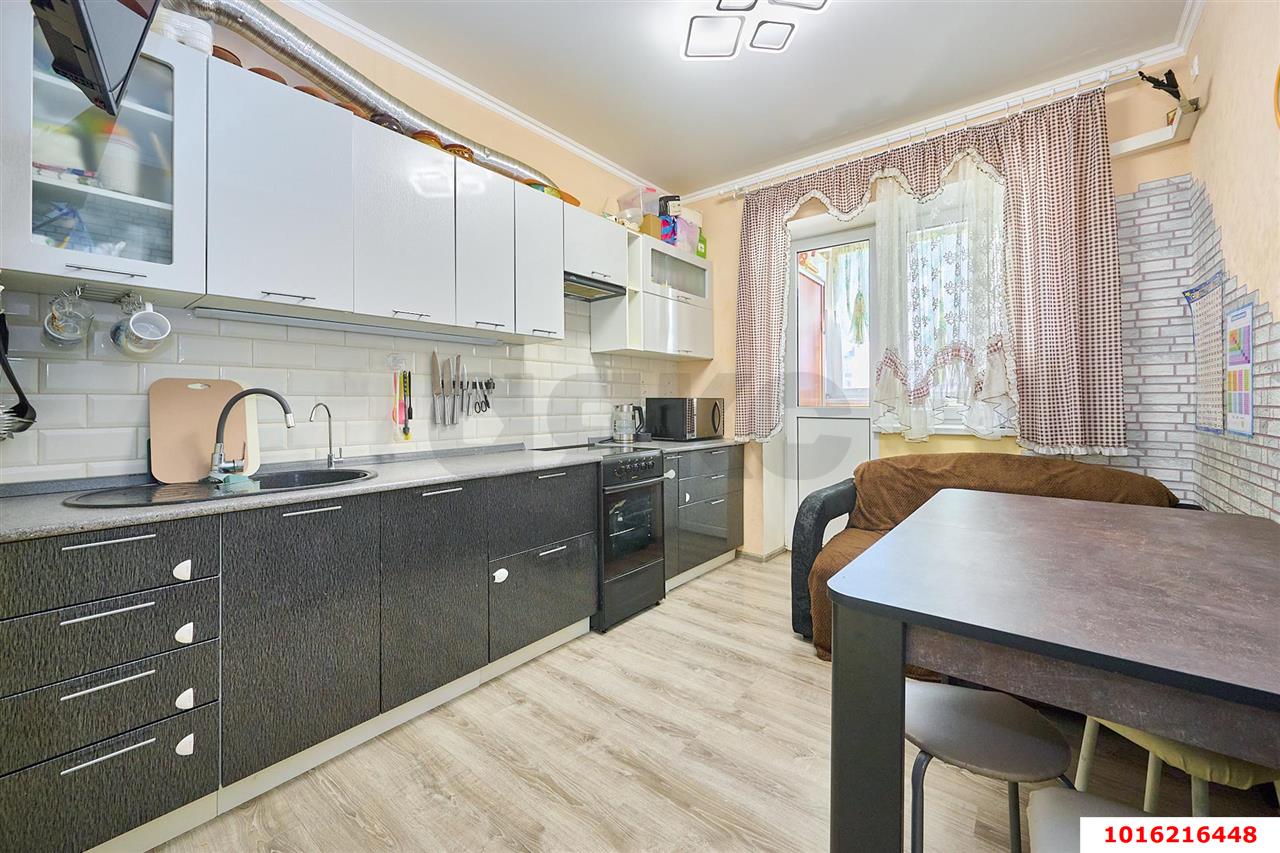 Фото №2: 2-комнатная квартира 54&nbsp;м², 1/3&nbsp;эт. - Краснодар, Прикубанский внутригородской округ, мкр. ЖК Прованс, ул. Генерала Петрова, 39