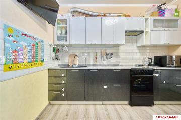 Фото №1: 2-комнатная квартира 54 м², 1/3 эт. - Краснодар, мкр. ЖК Прованс, ул. Генерала Петрова, 39