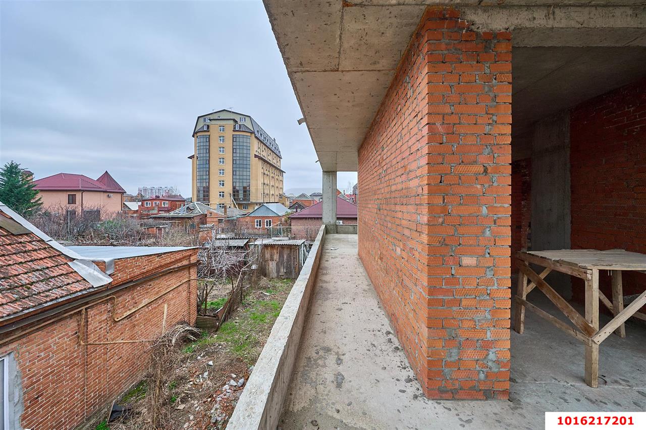 Фото №26: Дом 250&nbsp;м² + 4.4&nbsp;сот., 2&nbsp;эт. - Краснодар, Западный внутригородской округ, мкр. Фестивальный, ул. Карла Маркса, 103