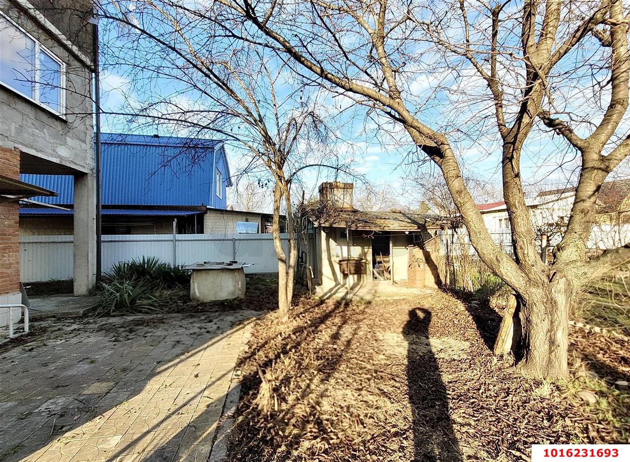 Фото №4: Дом 333&nbsp;м² + 4.5&nbsp;сот., 3&nbsp;эт. - № 7, мкр. Прикубанский внутригородской округ, пр-д 3-й Строительный, 22