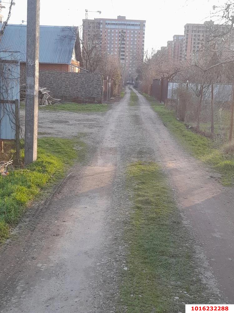 Фото №4: Личное подсобное хозяйство 3.1&nbsp;сот. - Краснодар, Прикубанский внутригородской округ, мкр. СТ № 13 завода имени Седина, ул. имени Седина, 258
