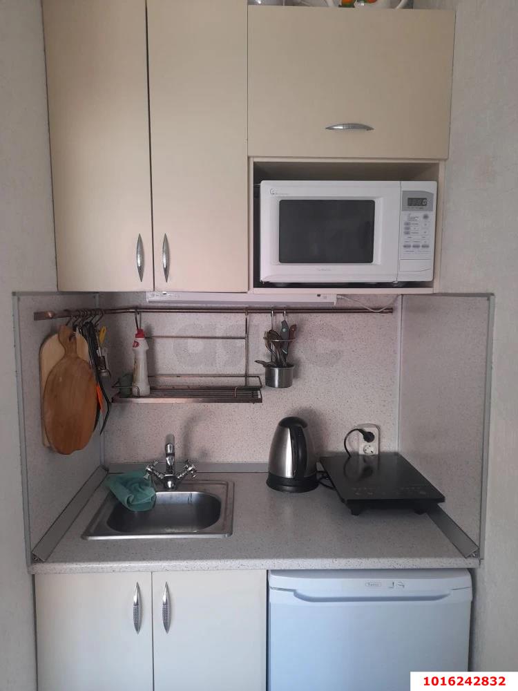 Фото №8: 1-комнатная квартира 17&nbsp;м², 2/2&nbsp;эт. - Геленджик, ул. Десантная, 26А
