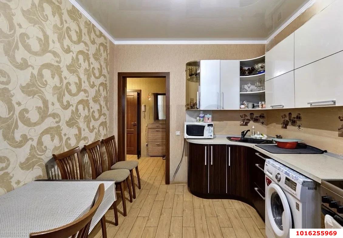 Фото №2: 2-комнатная квартира 50&nbsp;м², 3/5&nbsp;эт. - Краснодар, Прикубанский внутригородской округ, мкр. Музыкальный, ул. Ангарская, 29/1