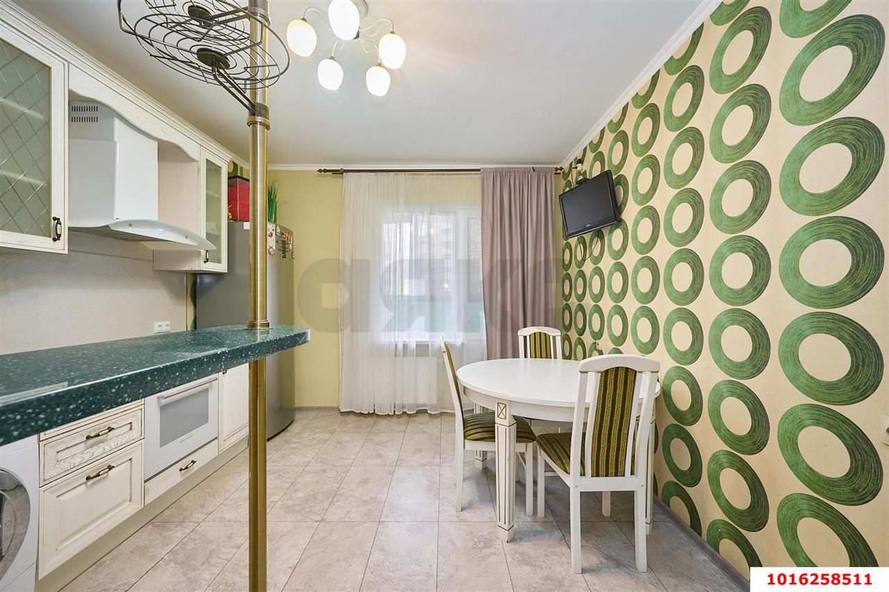 Фото №3: 2-комнатная квартира 70&nbsp;м², 10/18&nbsp;эт. - Краснодар, Карасунский внутригородской округ, ЖК Восток, ж/м Пашковский, ул. Лавочкина, 19