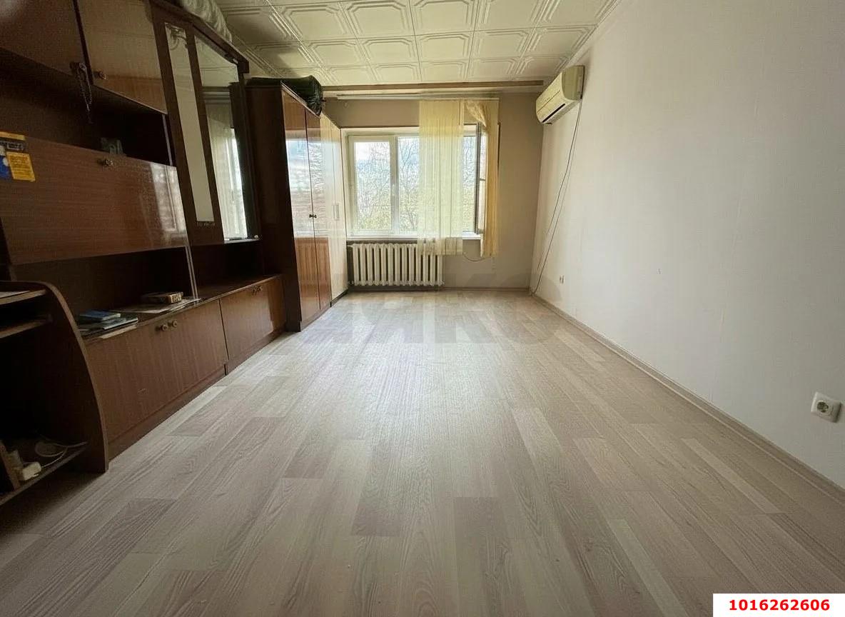 Фото №2: 2-комнатная квартира 50&nbsp;м², 2/2&nbsp;эт. - Псекупс, ул. Железнодорожная, 4