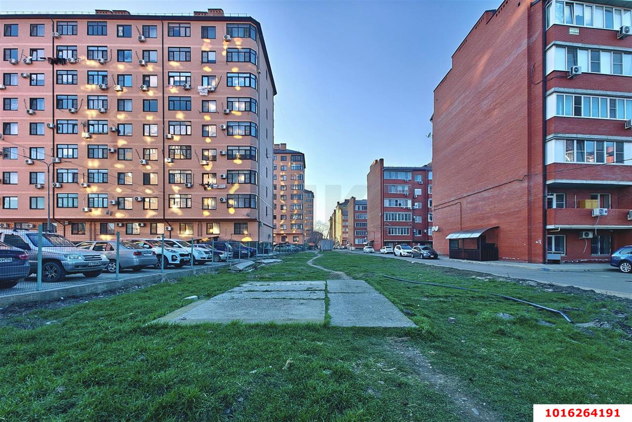 Фото №2: Коммерческая земля 2.5&nbsp;сот. - Яблоновский, ул. Гагарина, 190/2к3