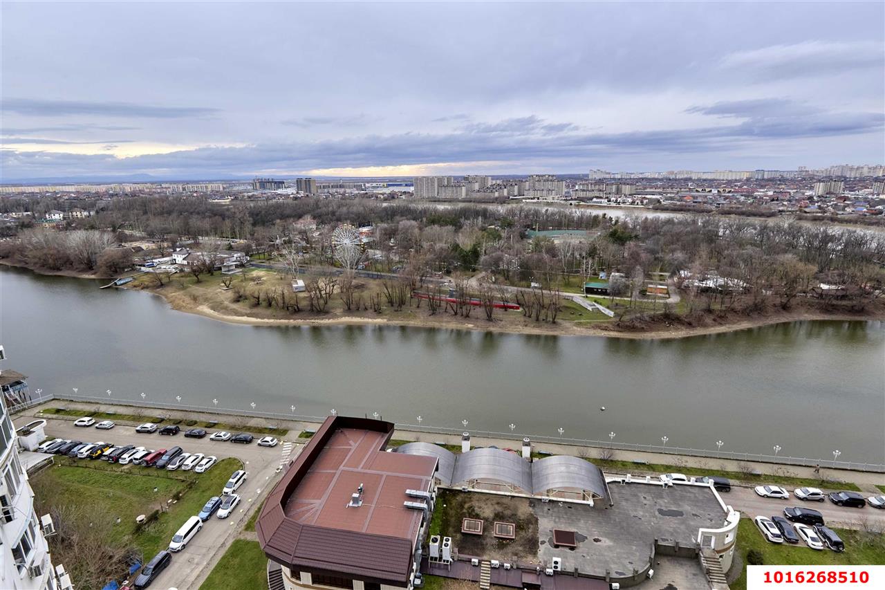 Фото №20: 4-комнатная квартира 150&nbsp;м², 19/24&nbsp;эт. - Краснодар, Западный внутригородской округ, мкр. Центральный, ул. Кубанская набережная, 31/1