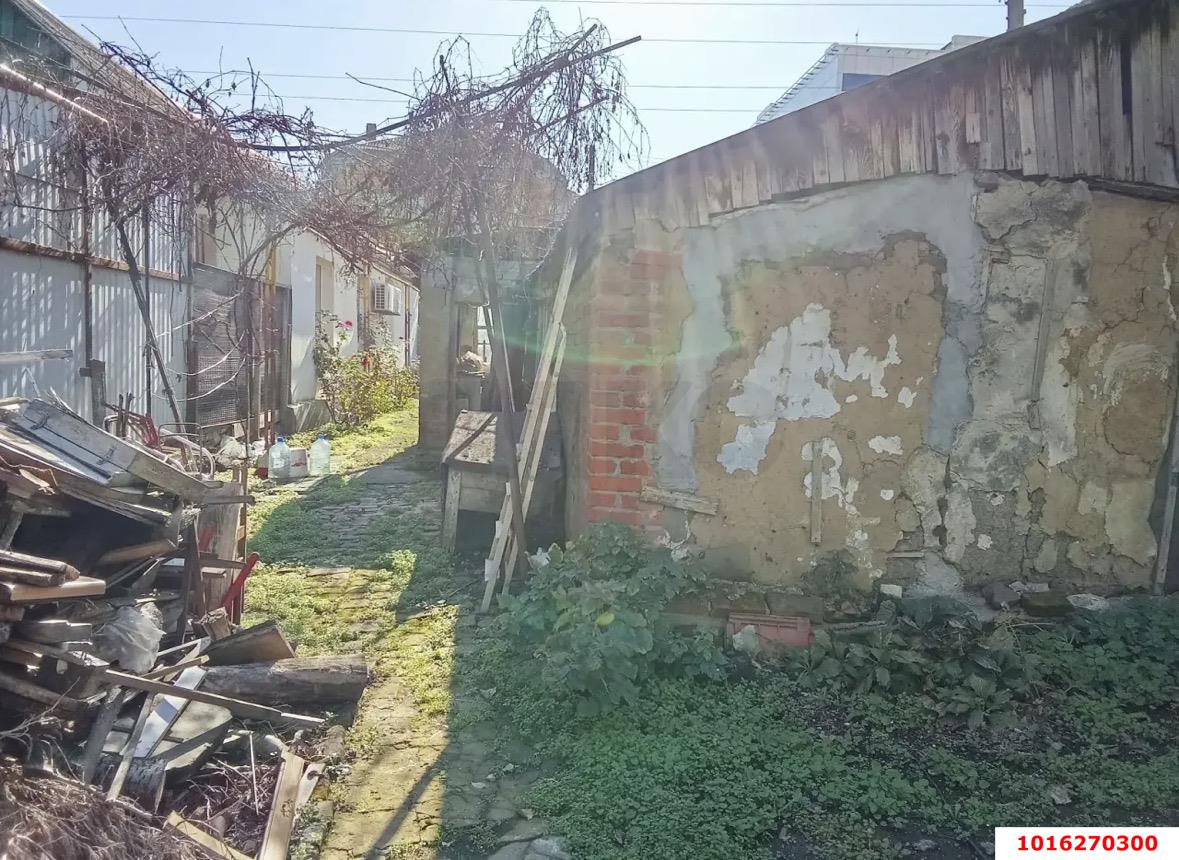 Фото №4: Дом 42&nbsp;м² + 3&nbsp;сот., 1&nbsp;эт. - Краснодар, Центральный внутригородской округ, мкр. Центральный, ул. Новокузнечная, 83