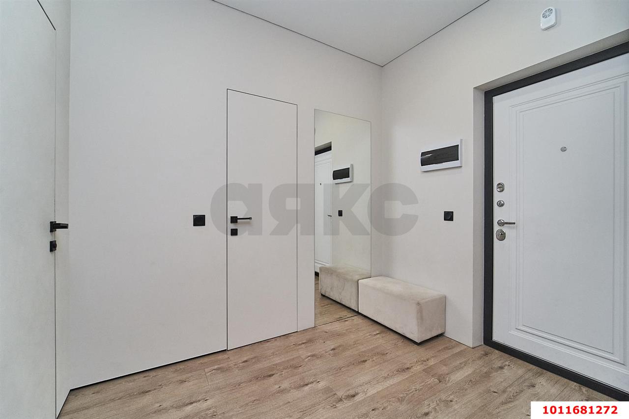 Фото №3: 3-комнатная квартира 84&nbsp;м², 4/16&nbsp;эт. - Краснодар, Центральный внутригородской округ, Табачная Фабрика, мкр. ЖК Все Свои Вип, ул. Колхозная, 5