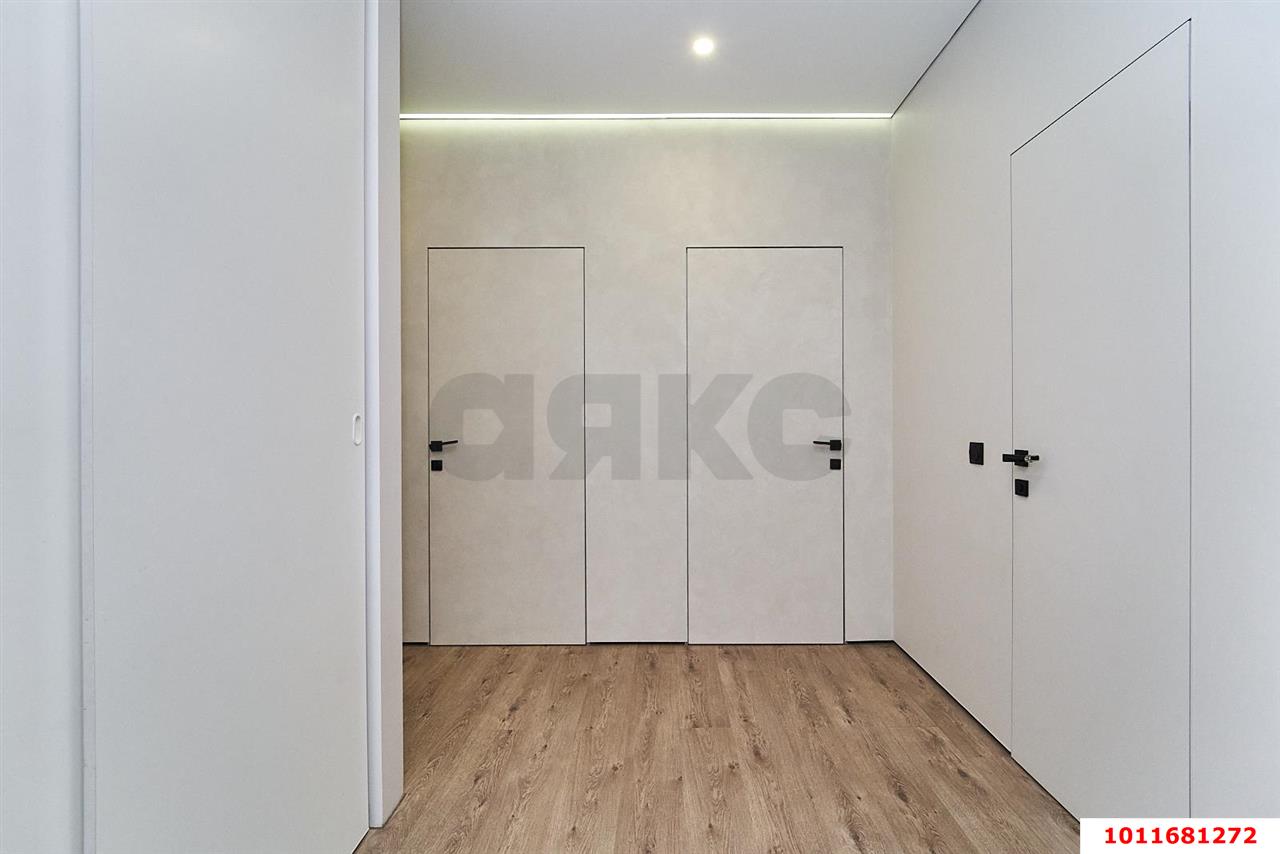 Фото №4: 3-комнатная квартира 84&nbsp;м², 4/16&nbsp;эт. - Краснодар, Центральный внутригородской округ, Табачная Фабрика, мкр. ЖК Все Свои Вип, ул. Колхозная, 5