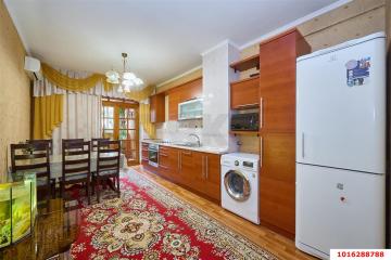 Фото №1: 3-комнатная квартира 88&nbsp;м², 4/15&nbsp;эт. - Краснодар, мкр. Юбилейный, пр-кт Чекистов, 42