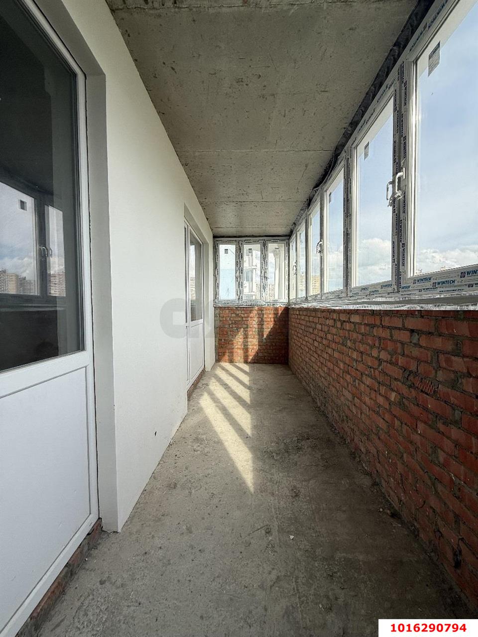 Фото №4: 2-комнатная квартира 72&nbsp;м², 11/24&nbsp;эт. - Краснодар, Карасунский внутригородской округ, Гидростроителей, мкр. жилой комплекс Парусная Регата, ул. Автолюбителей, 1Дк3