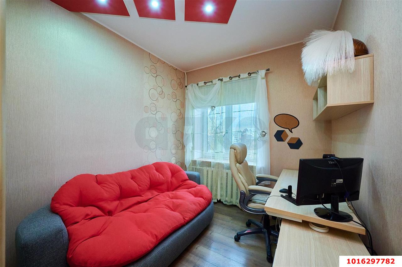Фото №9: 2-комнатная квартира 57&nbsp;м², 7/10&nbsp;эт. - Краснодар, Центральный внутригородской округ, мкр. Центральный, ул. Хакурате, 10к2