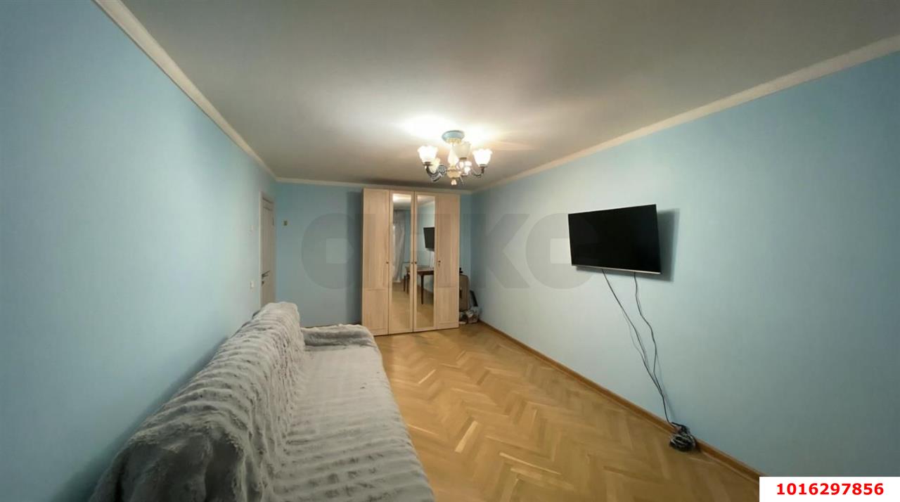 Фото №3: 2-комнатная квартира 56&nbsp;м², 9/12&nbsp;эт. - Краснодар, Прикубанский внутригородской округ, мкр. Завод Измерительных Приборов, ул. Зиповская, 28