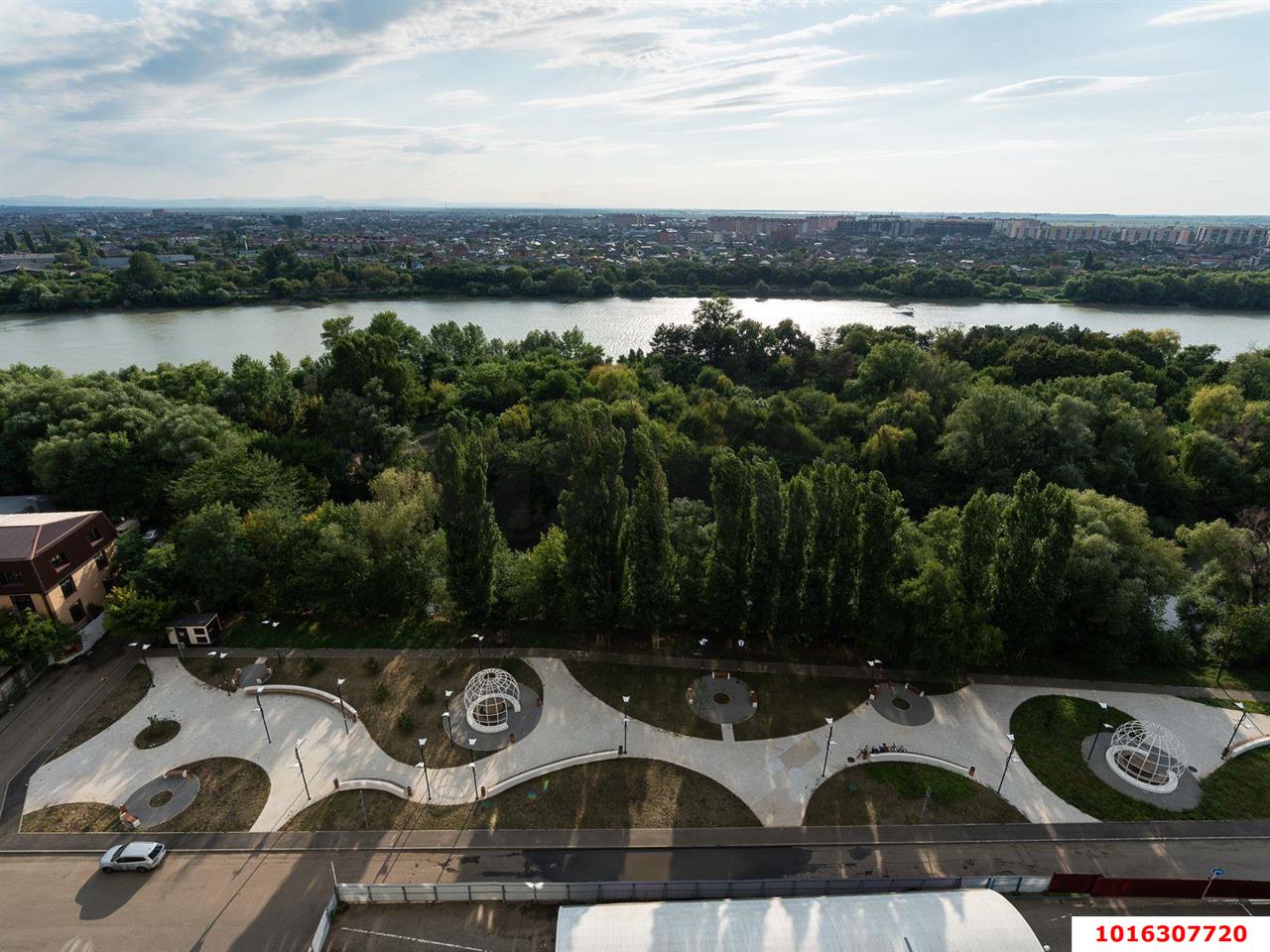 Фото №4: 2-комнатная квартира 74&nbsp;м², 16/21&nbsp;эт. - Краснодар, Западный внутригородской округ, Горогороды, ЖК Береговая-2, мкр. Центральный, ул. Береговая, 2к1