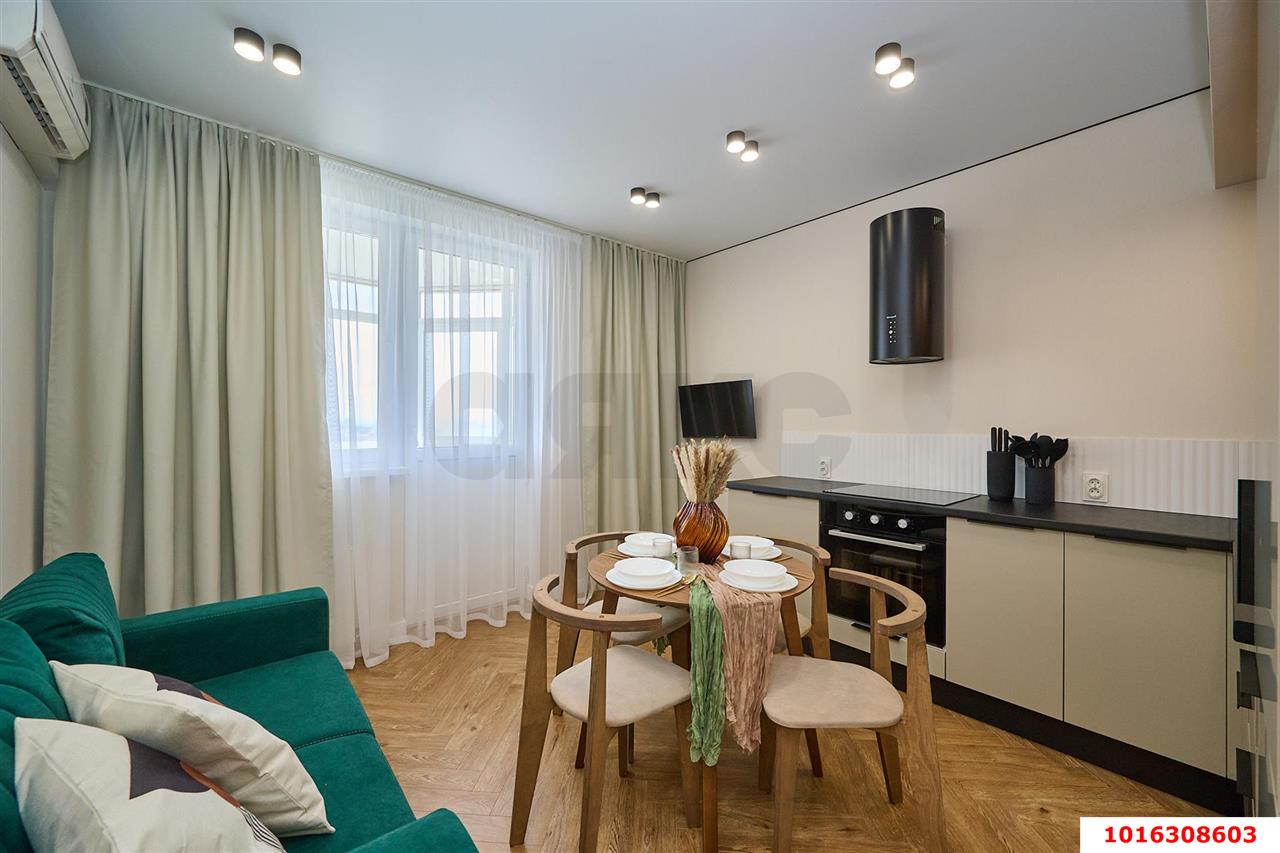 Фото №5: 1-комнатная квартира 50&nbsp;м², 15/23&nbsp;эт. - Краснодар, Прикубанский внутригородской округ, Круглик, мкр. Школьный, ул. Филатова, 19