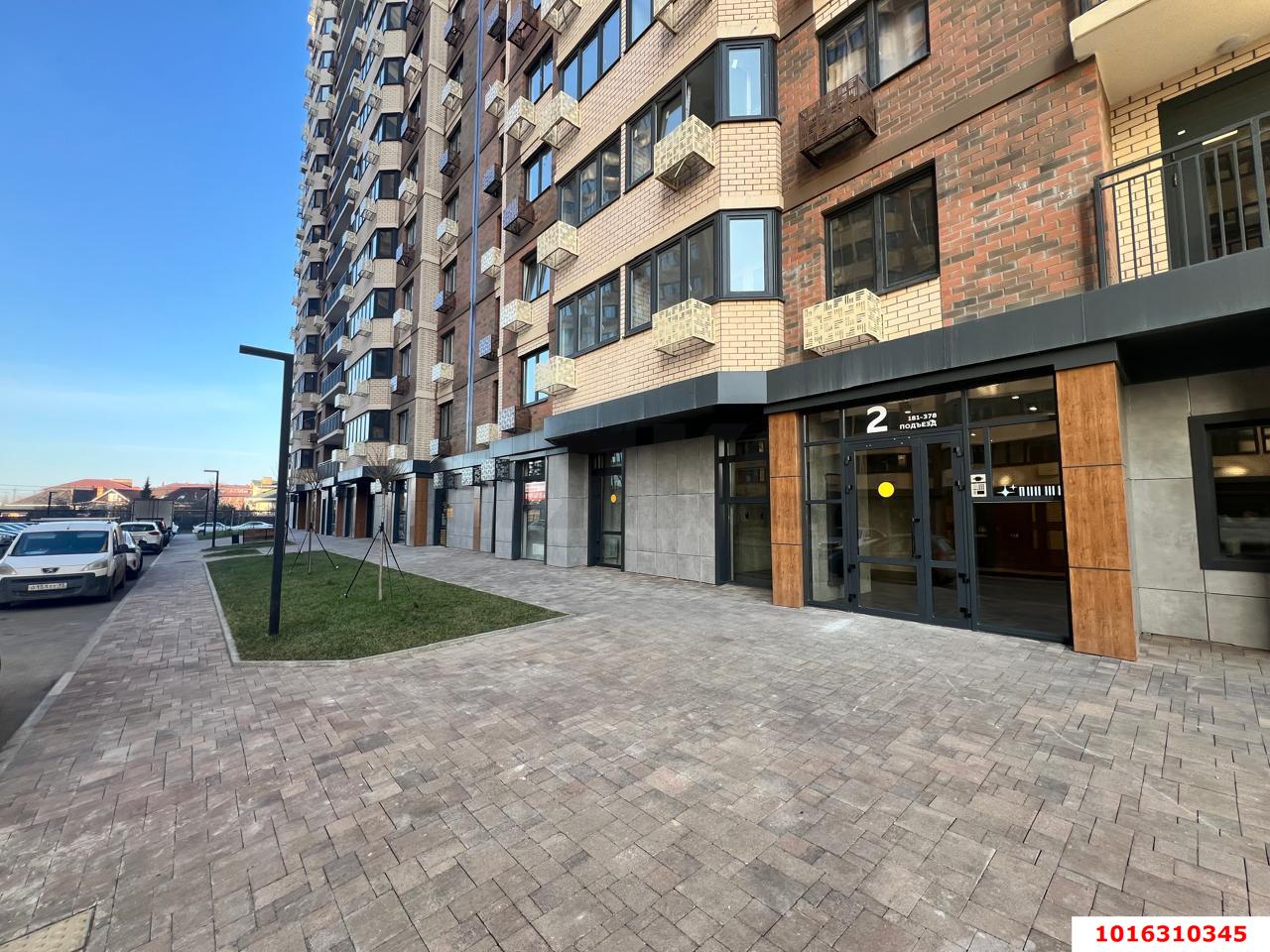 Фото №5: Торговое помещение 48&nbsp;м², 1/19&nbsp;эт. - Краснодар, Прикубанский внутригородской округ, имени Петра Метальникова, мкр. ЖК Лучший, ул. Ростовское шоссе, 30/6к3
