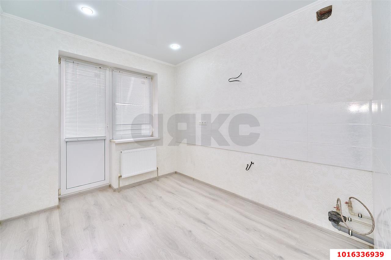 Фото №4: 1-комнатная квартира 41&nbsp;м², 7/9&nbsp;эт. - Краснодар, Прикубанский внутригородской округ, мкр. Музыкальный, ул. имени Сергея Есенина, 108/3к2