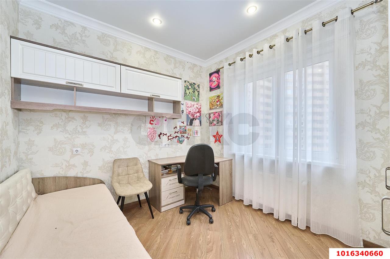 Фото №9: 3-комнатная квартира 105&nbsp;м², 6/21&nbsp;эт. - Краснодар, Центральный внутригородской округ, Дубинка, жилой комплекс Радонеж, мкр. Черёмушки, ул. Вишняковой, 1/23к1