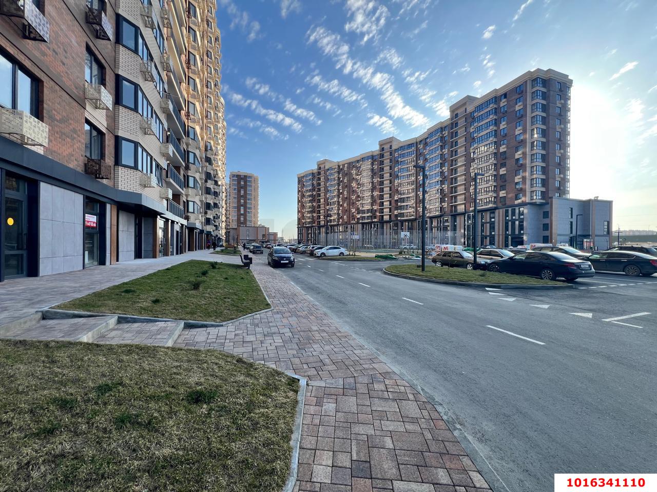 Фото №10: Торговое помещение 49&nbsp;м², 1/19&nbsp;эт. - Краснодар, Прикубанский внутригородской округ, имени Петра Метальникова, мкр. ЖК Лучший, ул. Ростовское шоссе, 30/6к1
