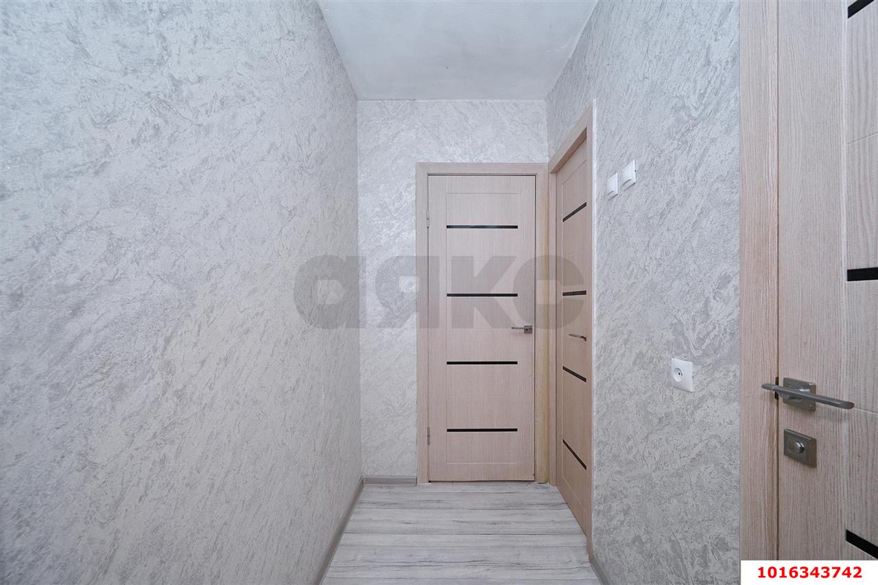Фото №11: 2-комнатная квартира 54&nbsp;м², 8/10&nbsp;эт. - Краснодар, Центральный внутригородской округ, мкр. Центральный, ул. Железнодорожная, 12А