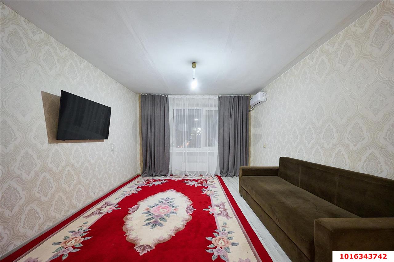 Фото №6: 2-комнатная квартира 54&nbsp;м², 8/10&nbsp;эт. - Краснодар, Центральный внутригородской округ, мкр. Центральный, ул. Железнодорожная, 12А