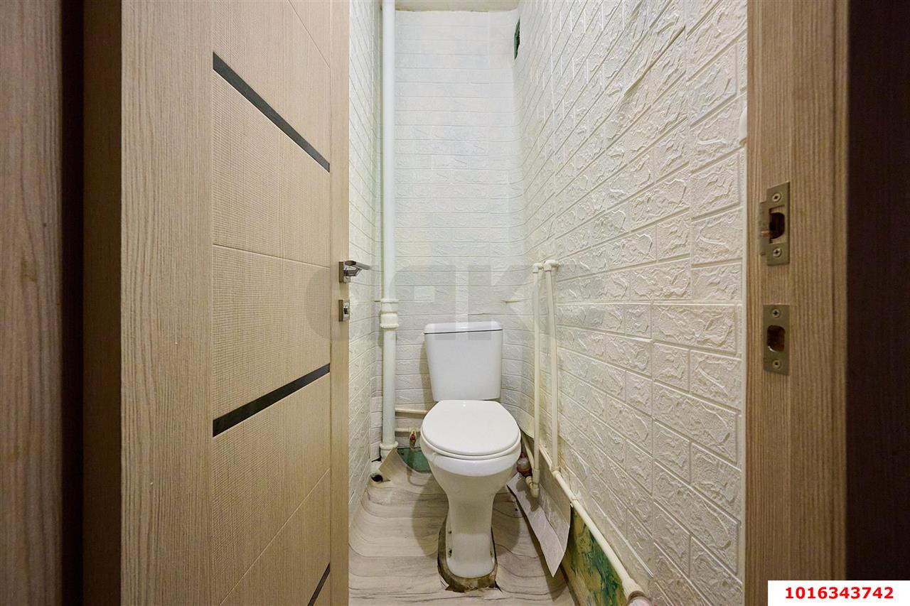 Фото №8: 2-комнатная квартира 54&nbsp;м², 8/10&nbsp;эт. - Краснодар, Центральный внутригородской округ, мкр. Центральный, ул. Железнодорожная, 12А