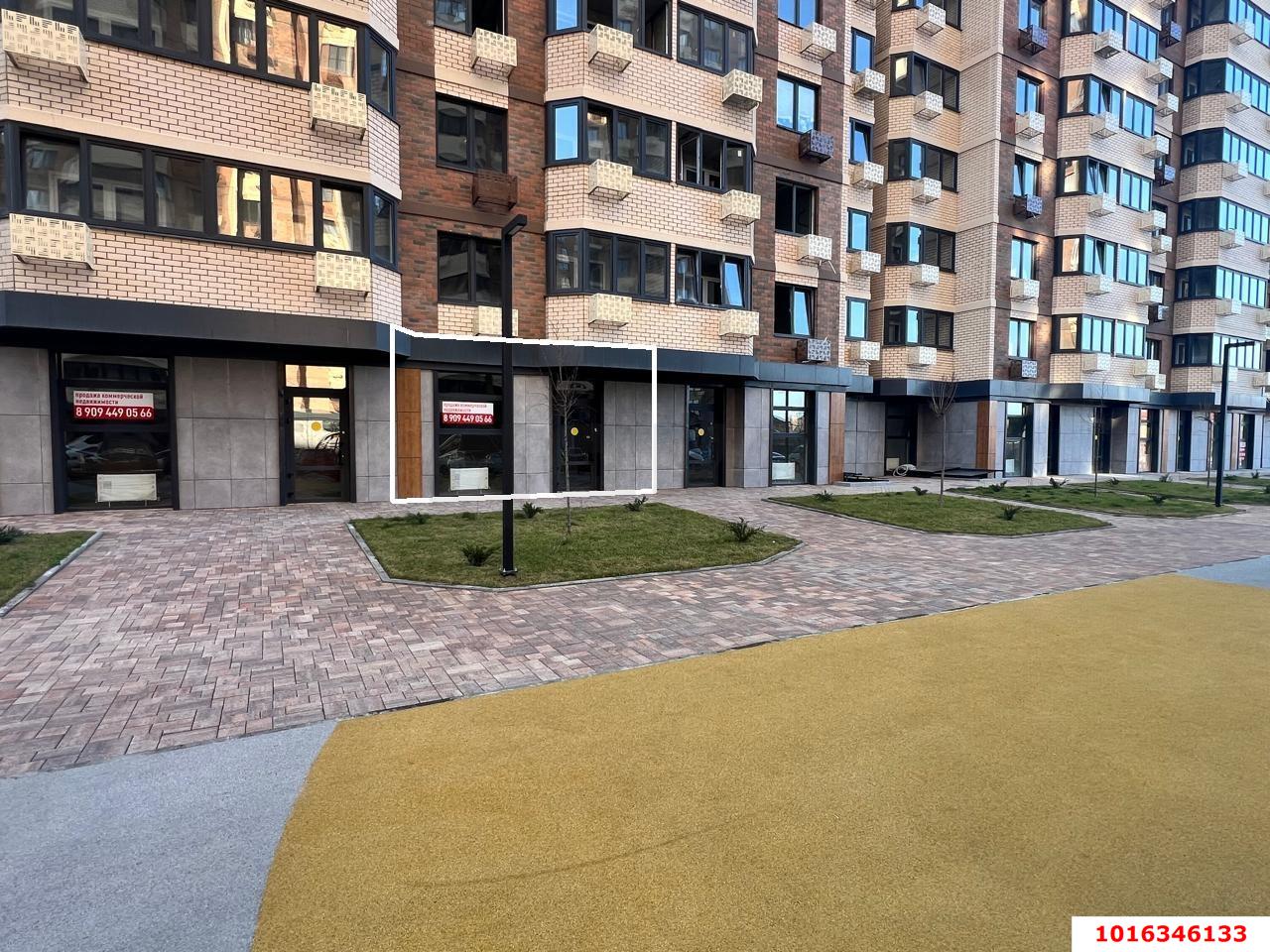 Фото №1: Торговое помещение 50&nbsp;м², 1/16&nbsp;эт. - Краснодар, Прикубанский внутригородской округ, имени Петра Метальникова, мкр. ЖК Лучший, ул. Ростовское шоссе, 30/6к1