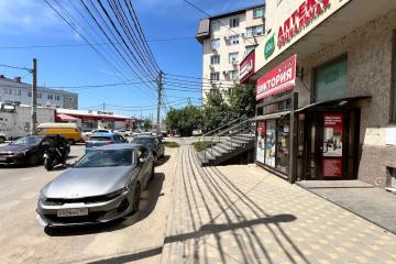Фото №1: Торговое помещение 13 м², 6 эт. - Краснодар, мкр. Музыкальный, ул. Московская, 140В