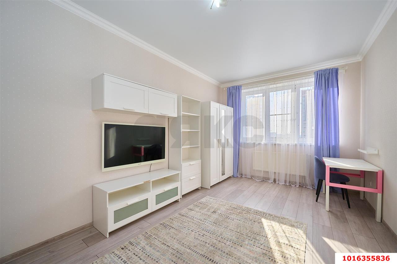 Фото №10: 2-комнатная квартира 70&nbsp;м², 15/17&nbsp;эт. - Краснодар, Прикубанский внутригородской округ, 40 лет Победы, мкр. жилой комплекс Симфония, ул. Российская, 74