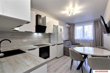 Фото №1: 1-комнатная квартира 37 м², 18/24 эт. - Краснодар, мкр. Любимово, 10