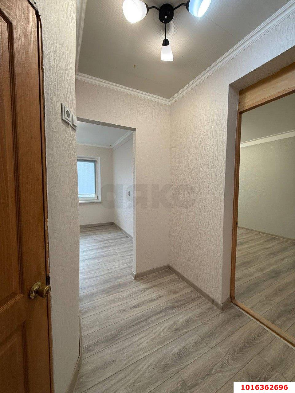 Фото №7: 1-комнатная квартира 32&nbsp;м², 4/5&nbsp;эт. - Краснодар, Карасунский внутригородской округ, мкр. Черёмушки, ул. Селезнёва, 84