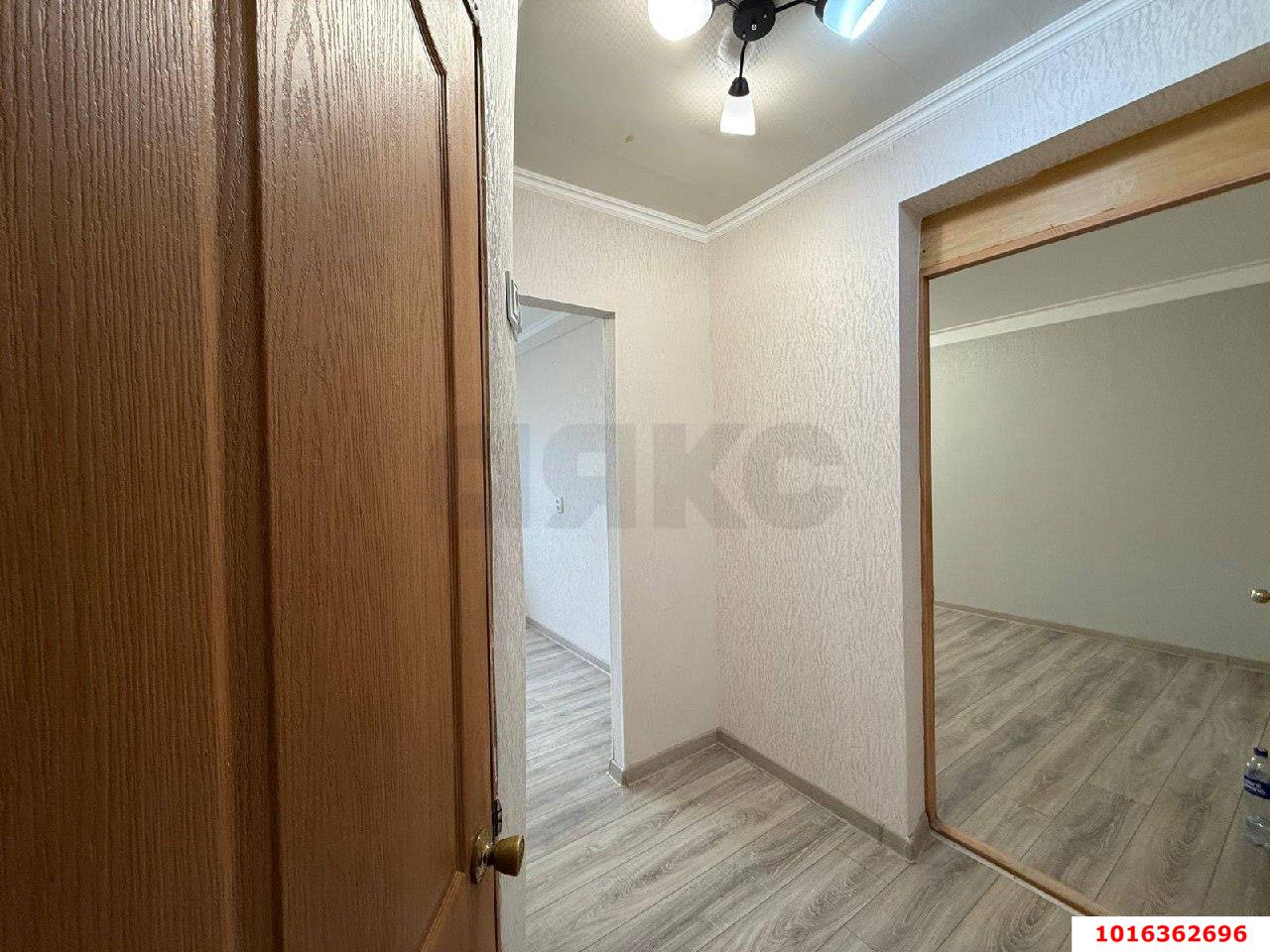 Фото №8: 1-комнатная квартира 32&nbsp;м², 4/5&nbsp;эт. - Краснодар, Карасунский внутригородской округ, мкр. Черёмушки, ул. Селезнёва, 84