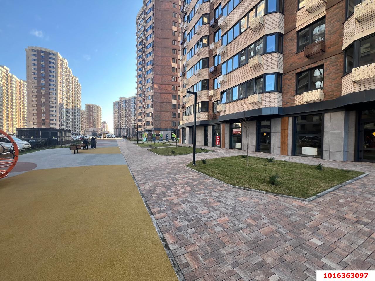 Фото №8: Торговое помещение 57&nbsp;м², 1/19&nbsp;эт. - Краснодар, Прикубанский внутригородской округ, имени Петра Метальникова, мкр. ЖК Лучший, ул. Ростовское шоссе, 30/6к1