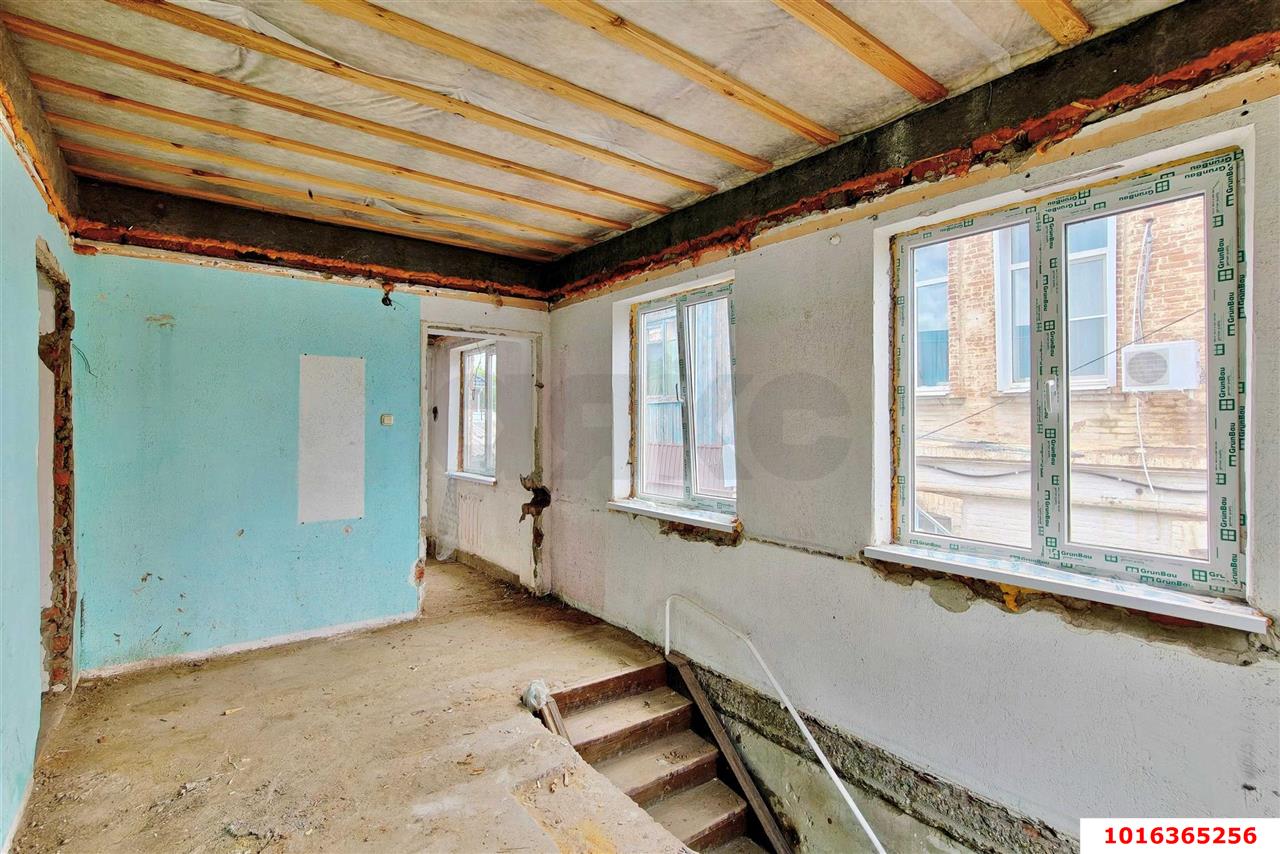Фото №19: Торговое помещение 85&nbsp;м², 1/2&nbsp;эт. - Краснодар, Западный внутригородской округ, мкр. Центральный, ул. имени Максима Горького, 70