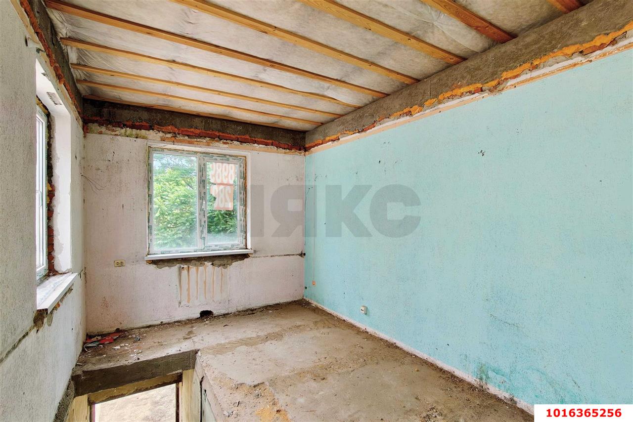 Фото №12: Торговое помещение 85&nbsp;м², 1/2&nbsp;эт. - Краснодар, Западный внутригородской округ, мкр. Центральный, ул. имени Максима Горького, 70