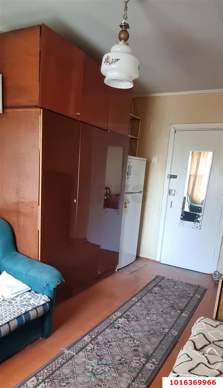 Фото №2: Комната 11&nbsp;м², 2/4&nbsp;эт. - Краснодар, Центральный внутригородской округ, мкр. Табачная Фабрика, ул. Колхозная, 24