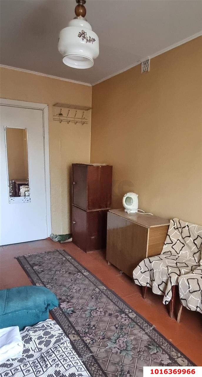 Фото №3: Комната 11&nbsp;м², 2/4&nbsp;эт. - Краснодар, Центральный внутригородской округ, мкр. Табачная Фабрика, ул. Колхозная, 24