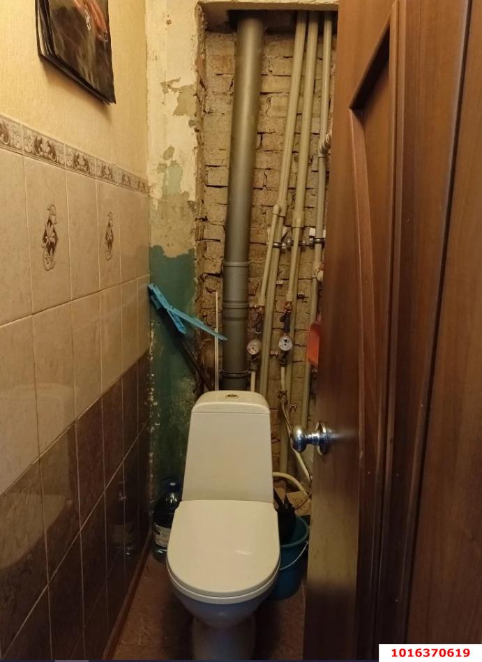 Фото №7: 3-комнатная квартира 58&nbsp;м², 8/9&nbsp;эт. - Краснодар, Карасунский внутригородской округ, мкр. Черёмушки, ул. Селезнёва, 126