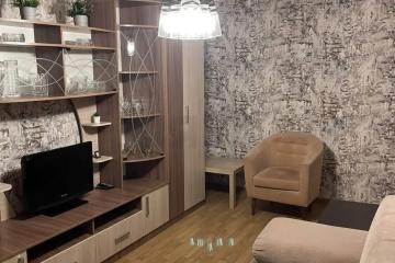 Фото №1: 2-комнатная квартира 44&nbsp;м², 9/9&nbsp;эт. - Краснодар, мкр. Гидростроителей, ул. Гидростроителей, 37