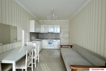 Фото №1: 1-комнатная квартира 41 м², 9/19 эт. - Краснодар, мкр. Юбилейный, ул. 70-летия Октября, 1/5