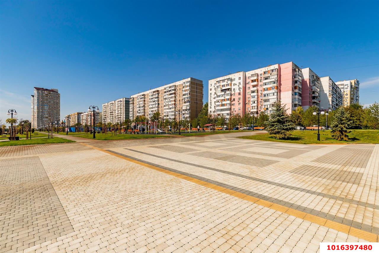 Фото №18: 1-комнатная квартира 46&nbsp;м², 9/19&nbsp;эт. - Краснодар, Западный внутригородской округ, мкр. Юбилейный, ул. 70-летия Октября, 1/5