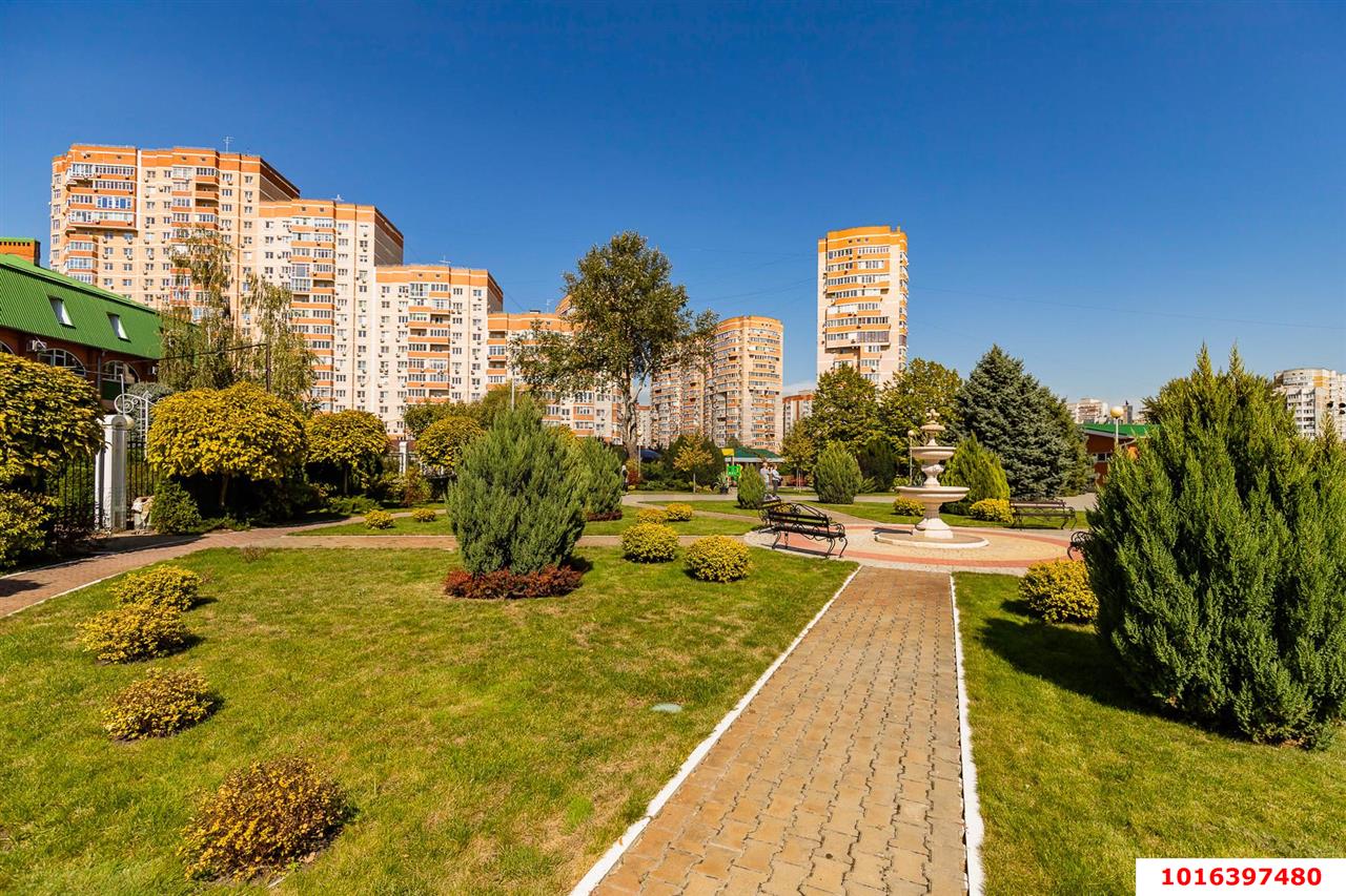 Фото №17: 1-комнатная квартира 46&nbsp;м², 9/19&nbsp;эт. - Краснодар, Западный внутригородской округ, мкр. Юбилейный, ул. 70-летия Октября, 1/5
