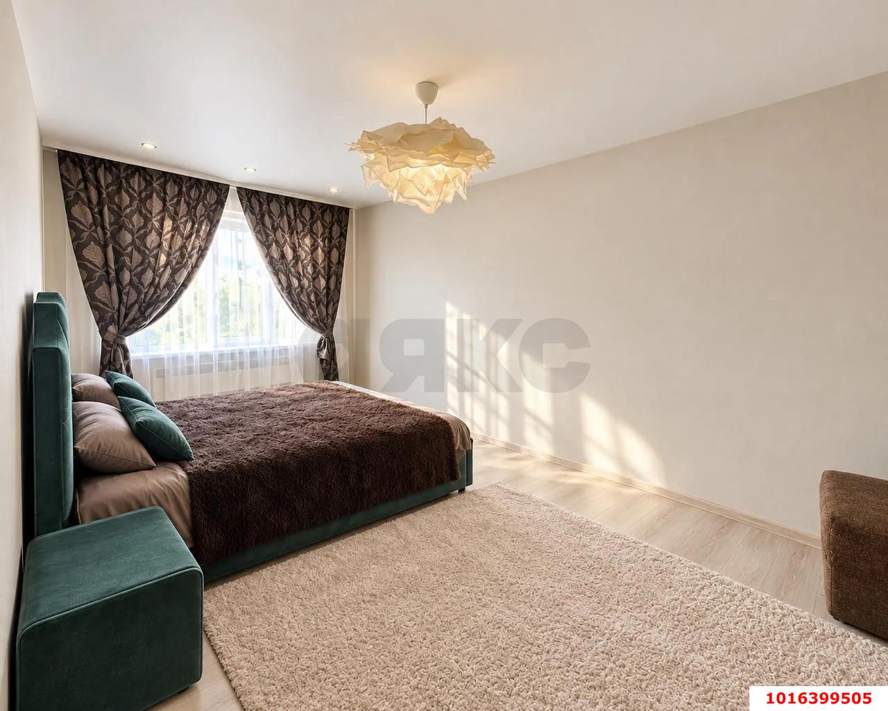 Фото №4: 3-комнатная квартира 107&nbsp;м², 2/5&nbsp;эт. - Краснодар, Прикубанский внутригородской округ, мкр. Славянский, ул. Красных Партизан, 71