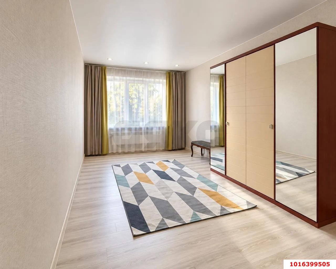 Фото №5: 3-комнатная квартира 107&nbsp;м², 2/5&nbsp;эт. - Краснодар, Прикубанский внутригородской округ, мкр. Славянский, ул. Красных Партизан, 71