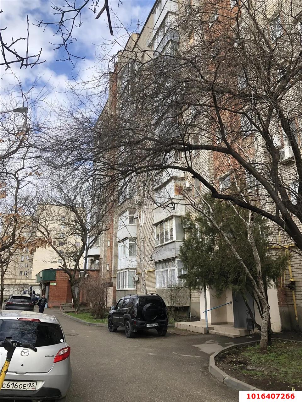 Фото №9: 3-комнатная квартира 63&nbsp;м², 1/9&nbsp;эт. - Краснодар, Прикубанский внутригородской округ, мкр. Краевая Клиническая Больница, ул. Российская, 94