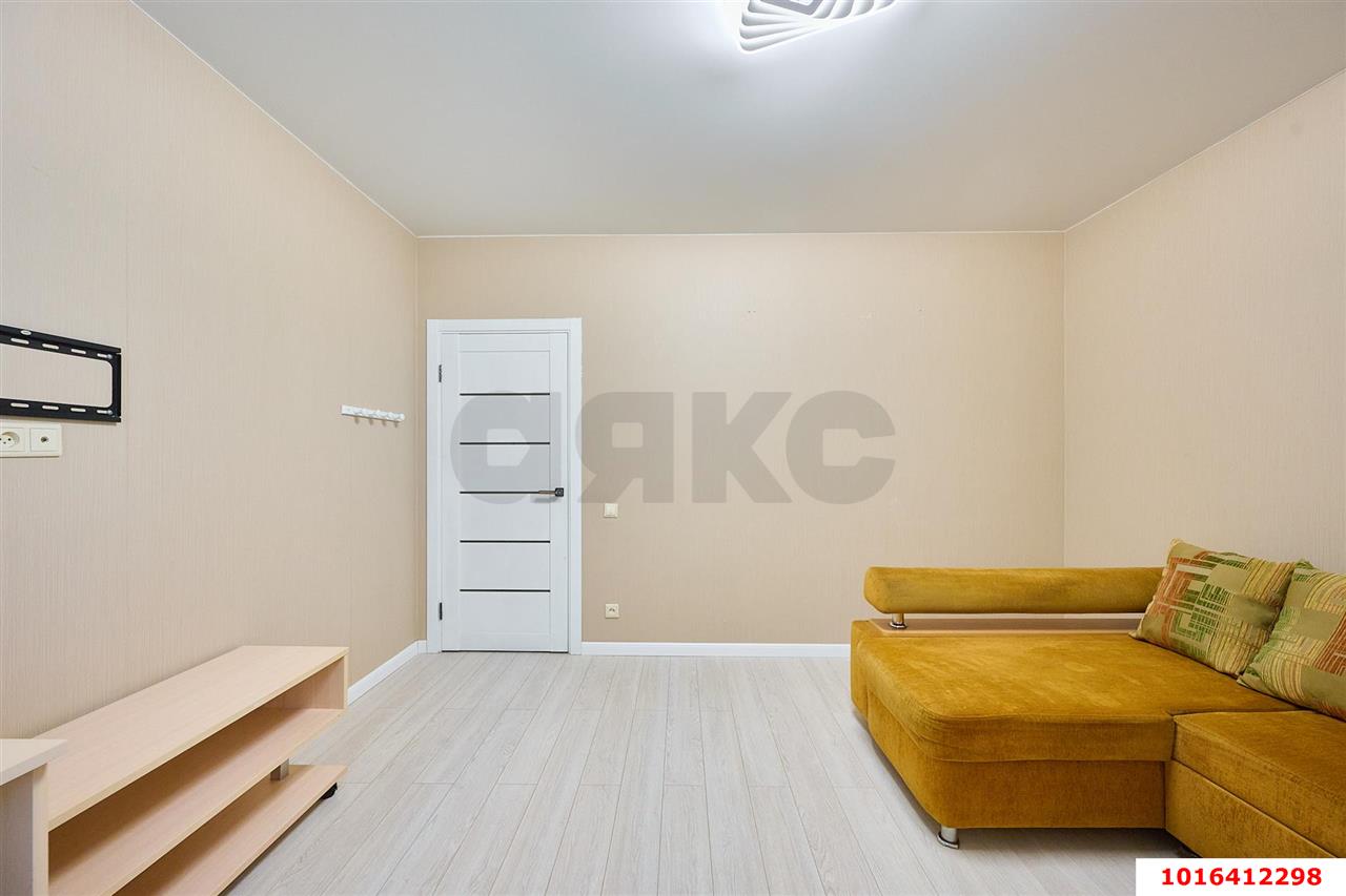 Фото №13: 2-комнатная квартира 65&nbsp;м², 17/17&nbsp;эт. - Краснодар, Прикубанский внутригородской округ, 2-я Площадка, мкр. жилой комплекс Кремлёвские Ворота, ул. Кореновская, 2к2