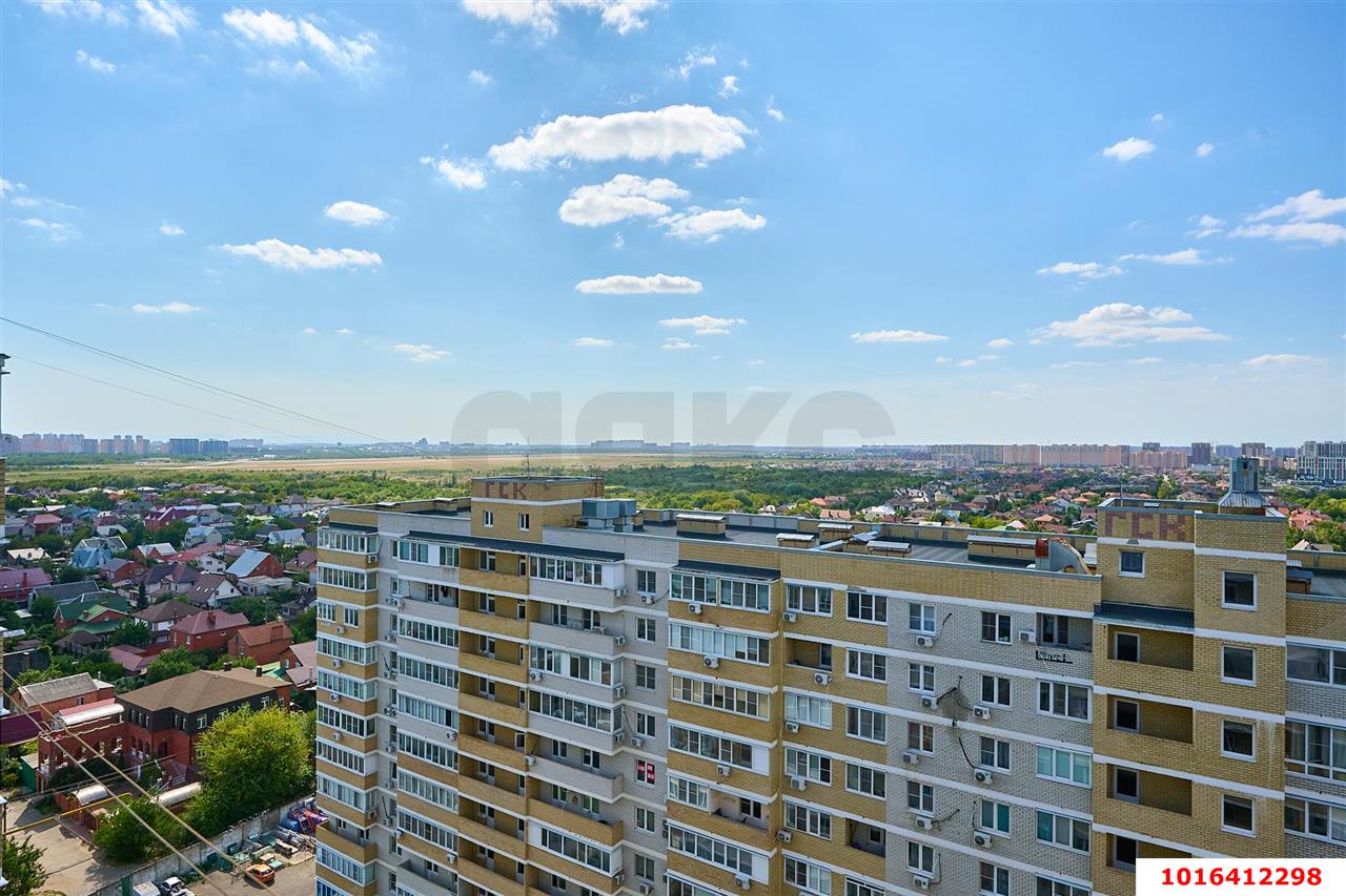 Фото №9: 2-комнатная квартира 65&nbsp;м², 17/17&nbsp;эт. - Краснодар, Прикубанский внутригородской округ, 2-я Площадка, мкр. жилой комплекс Кремлёвские Ворота, ул. Кореновская, 2к2